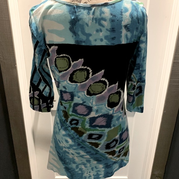 Fresh FX 1/2 sleeve - Asymmetrical Tunic Top - Picture 2 of 6